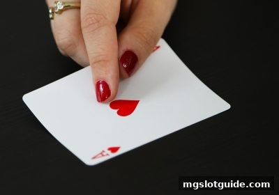 mg电子游戏攻略：起手牌强度调整的核心技巧与实战策略