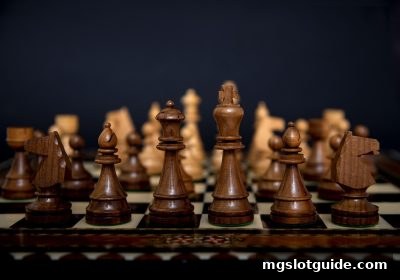 扑克进阶之道:在mg电子游戏攻略中洞悉心理与数学的平衡艺术